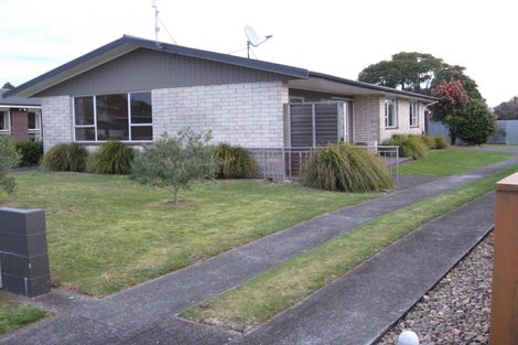 Photo of property in 26 Manu Crescent, Upper Vogeltown, New Plymouth, 4310