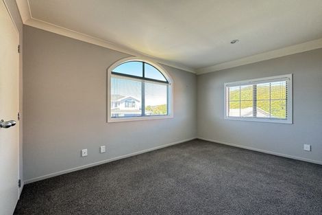 Photo of property in 40a Landsdowne Terrace, Karori, Wellington, 6012