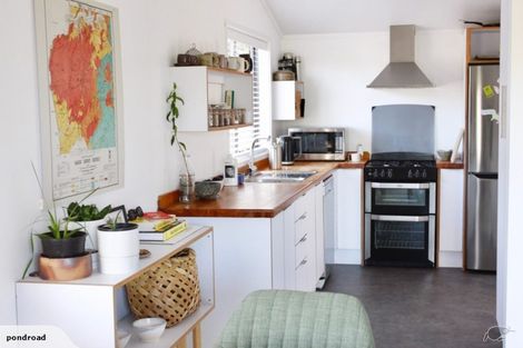 Photo of property in 50 Pond Road, Raglan, 3295