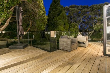 Photo of property in 2/92 Churchill Road, Murrays Bay, Auckland, 0630