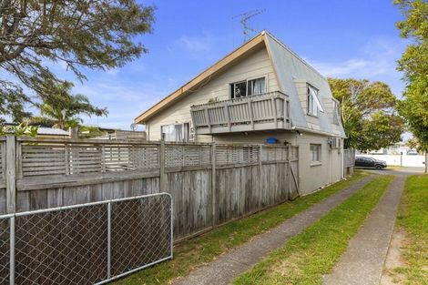 Photo of property in 82 Percy Road, Papamoa Beach, Papamoa, 3118