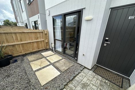 Photo of property in 12/3 Abbotleigh Avenue, Te Atatu Peninsula, Auckland, 0610