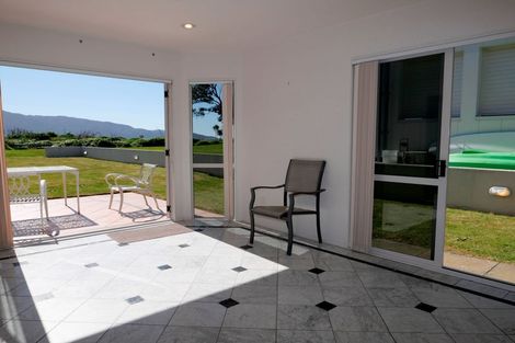 Photo of property in 99b Manly Street, Paraparaumu Beach, Paraparaumu, 5032