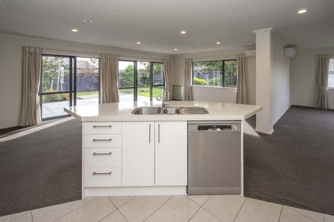 Photo of property in 27 Graycliffe Street, Halswell, Christchurch, 8025