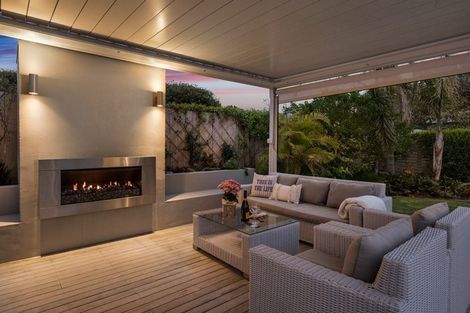 Photo of property in 52 Papaunahi Road, Bowentown, Waihi Beach, 3177