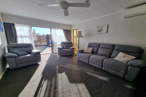 Photo of property in 22 Jull Crescent, Waipukurau, 4200