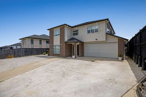 Photo of property in 22 Te Aramanu Crescent, Papakura, 2110