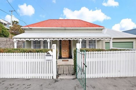 Photo of property in 1 Exeter Street, Lyttelton, 8082