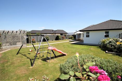 Photo of property in 23 Showgate Crescent, Mosgiel, 9024