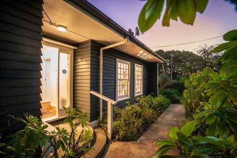 Photo of property in 134 Wellington Road, Paekakariki, 5034