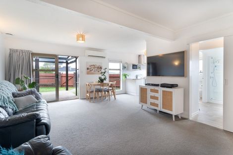 Photo of property in 1/24 Cambrian Street, Churton Park, Wellington, 6037