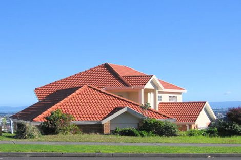 Photo of property in 73 Goodwood Drive, Goodwood Heights, Auckland, 2105