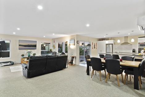 Photo of property in 142 Rowesdale Drive, Ohauiti, Tauranga, 3112