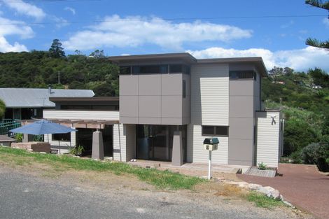 Photo of property in 9 Makora Avenue, Oneroa, Waiheke Island, 1081