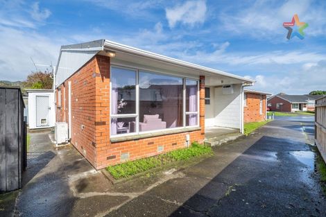 Photo of property in 5 Amberley Grove, Hutt Central, Lower Hutt, 5010
