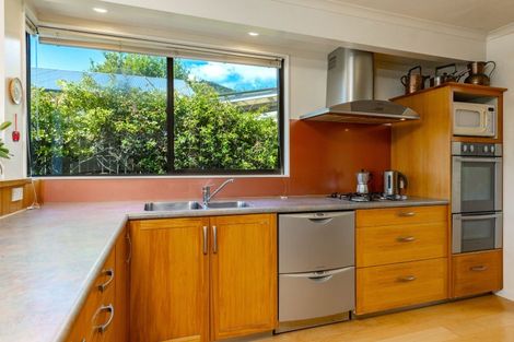 Photo of property in 67a York Street, Picton, 7220