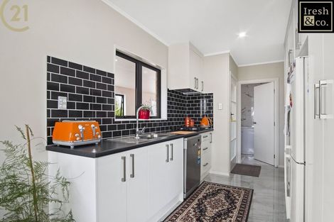 Photo of property in 7 Halswell Street, Mangere East, Auckland, 2024