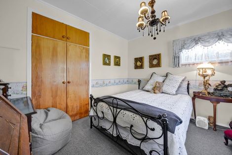 Photo of property in 24 Castle Street, Eltham, 4322