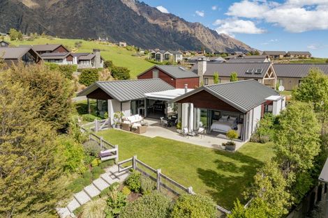 Photo of property in 2 Aberdare Court, Jacks Point, Queenstown, 9371