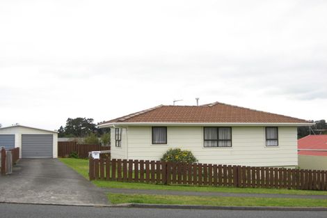 Photo of property in 31 Kauri Street, Merrilands, New Plymouth, 4312