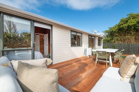 Photo of property in 30a Lancaster Road, Beach Haven, Auckland, 0626