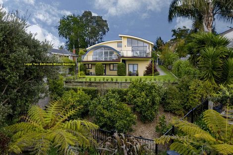 Photo of property in 48 Renata Crescent, Te Atatu Peninsula, Auckland, 0610