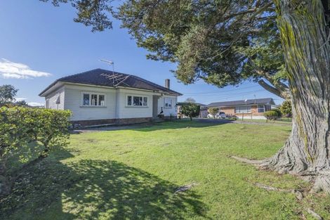 Photo of property in 56 Great South Road, Papakura, 2110
