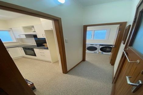 Photo of property in 1/27 Brougham Street, Mount Victoria, Wellington, 6011