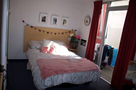 Photo of property in Hanson House, 4/27 Hanson Street, Mount Cook, Wellington, 6021