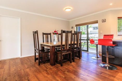 Photo of property in 133 Summerhill Drive, Fitzherbert, Palmerston North, 4410