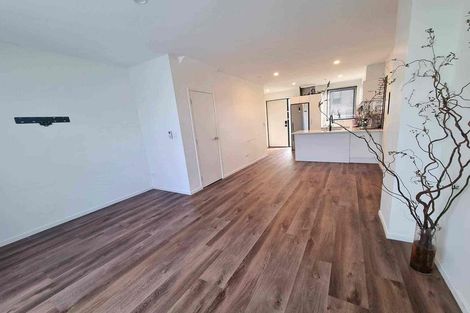 Photo of property in 46 Kotuitui Street, Manukau, Auckland, 2104