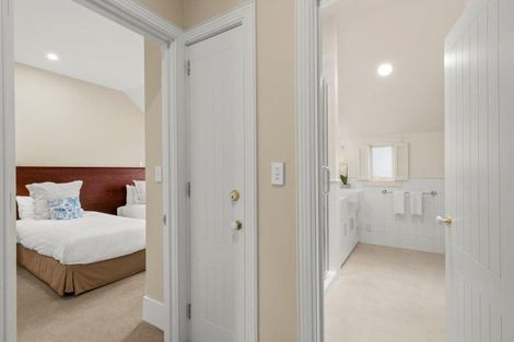 Photo of property in Millbrook Resort, 22 Settlers Way, Arrowtown, 9371