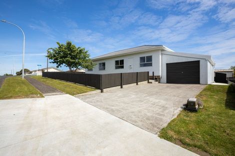 Photo of property in 2 King Street, Waitara, 4320