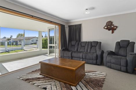 Photo of property in 24 Botanical Road, Tauranga South, Tauranga, 3112