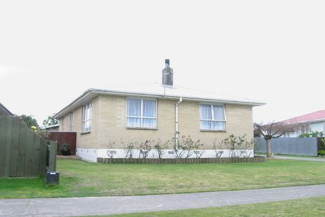 Photo of property in 8 Lyttelton Crescent, Tamatea, Napier, 4112