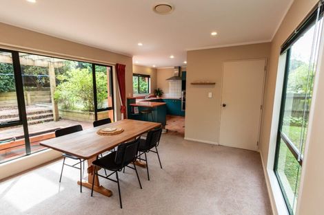 Photo of property in 51 Sunrise Boulevard, Tawa, Wellington, 5028