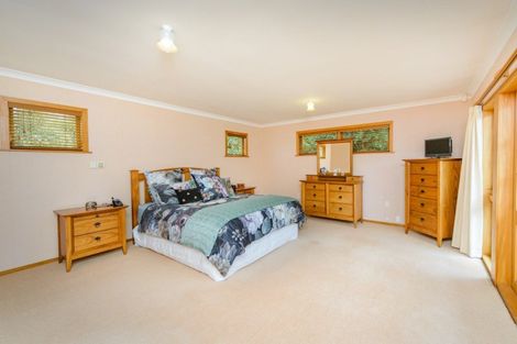 Photo of property in 17 Aranui Road, Kairanga, Palmerston North, 4475