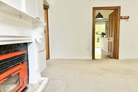 Photo of property in 25 Carruthers Street, Otane, 4202