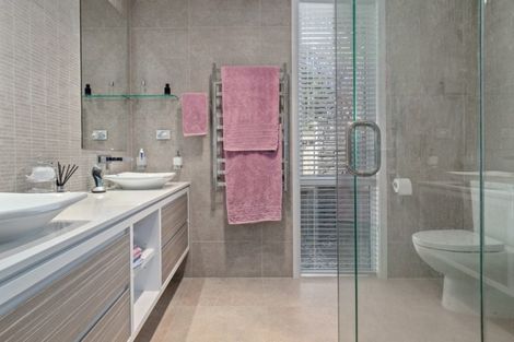 Photo of property in 6 Black Barn Lane, Bethlehem, Tauranga, 3110