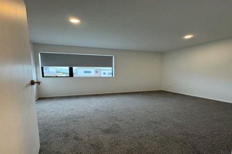 Photo of property in 47a Crestview Rise, Papakura, 2110