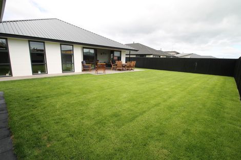 Photo of property in 26 Didham Drive, Mosgiel, 9024