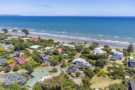 Photo of property in 12 Arawa Street, Raumati Beach, Paraparaumu, 5032