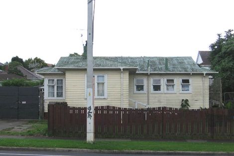 Photo of property in 130 Mount Smart Road, Onehunga, Auckland, 1061