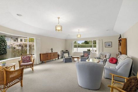 Photo of property in 2 Bloomfield Terrace, Hutt Central, Lower Hutt, 5010