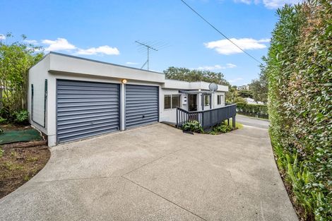 Photo of property in 53 Elliston Crescent, Stanmore Bay, Whangaparaoa, 0932