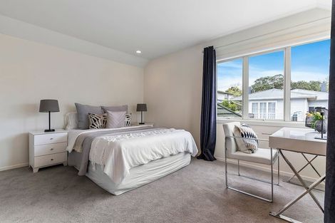 Photo of property in 11a Wheturangi Road, Greenlane, Auckland, 1051
