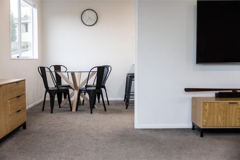 Photo of property in 24 Halloran Place, Massey, Auckland, 0614