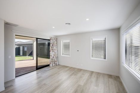 Photo of property in 24 Aspiring Drive, Poraiti, Napier, 4112