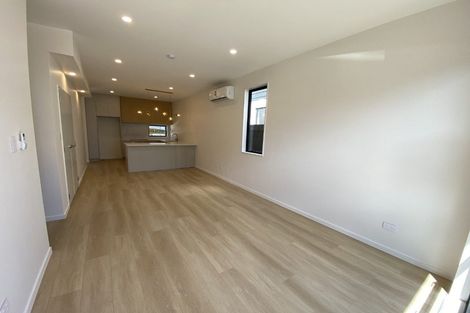 Photo of property in 11 Papa Takaro Lane, Flat Bush, Auckland, 2019