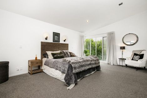 Photo of property in 10 Double Bay Place, Army Bay, Whangaparaoa, 0930